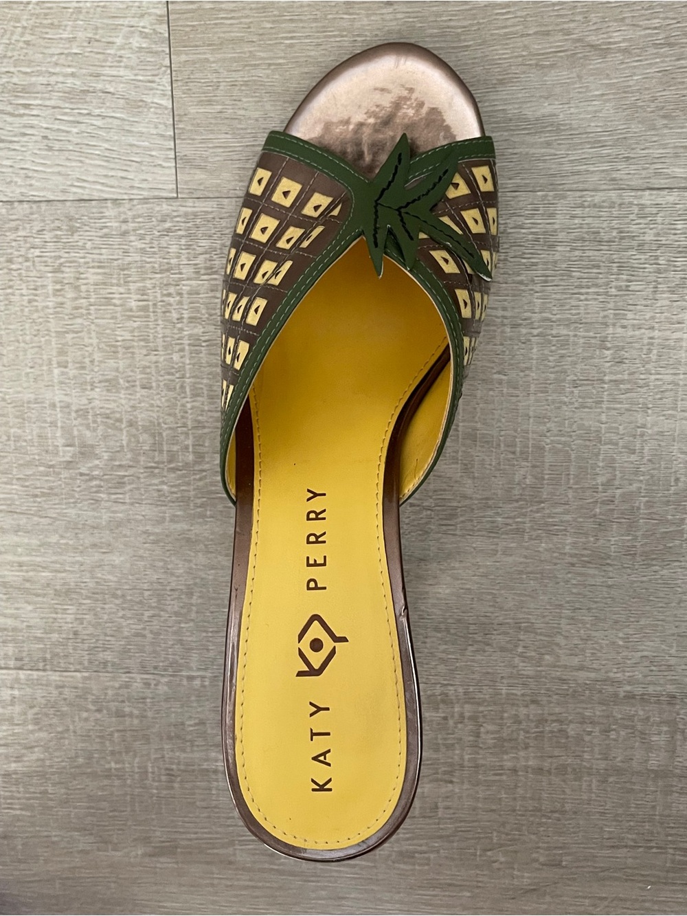 Katy Perry The Coolada Pineapple Mules Lucite Heel 9 (Fits 8-8.5) - Picture 5 of 13